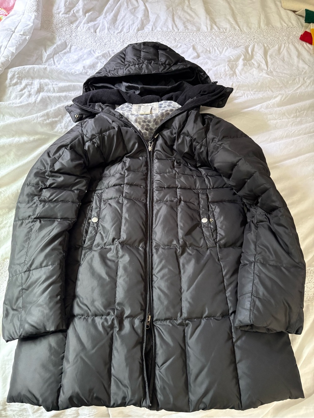 Eddie Bauer Women’s Goose Down Puffer Coat Black Hooded Size M